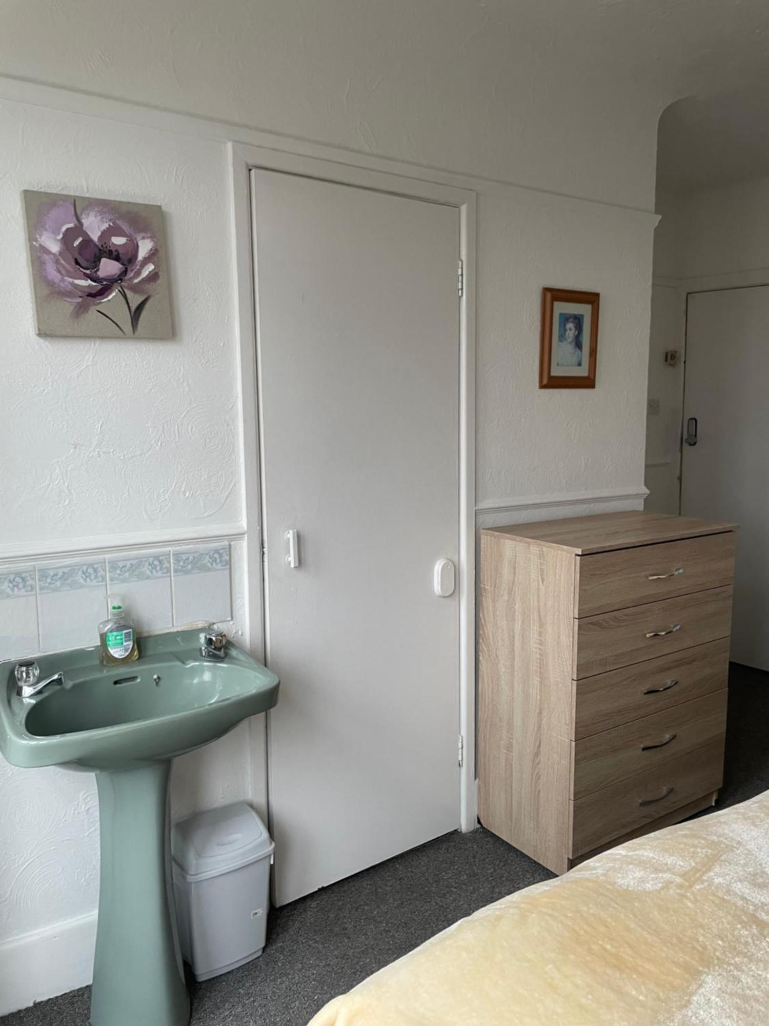 Amitie Guest House 본머스 외부 사진